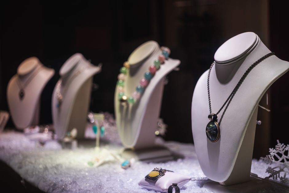 Where to Find the Best Jewelry Store in Phoenix Without Losing Your Mind