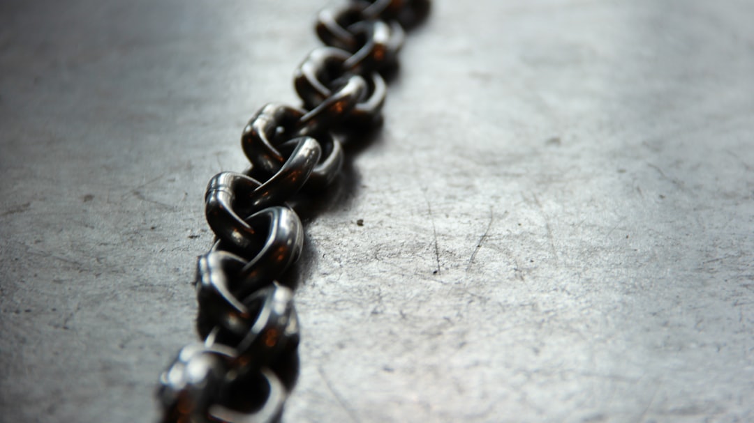 Stop Wearing Tangled Heirlooms and Repair Your Silver Necklace Today