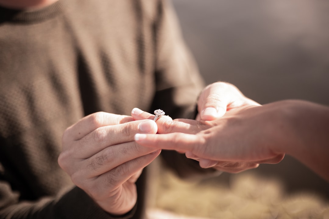 10 Expert Tips to Keep Your Engagement Ring Looking Brand New