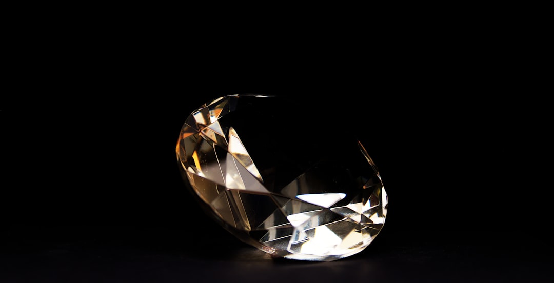Why a 3 Carat Round Lab Grown Diamond Ring is the Ultimate Flex