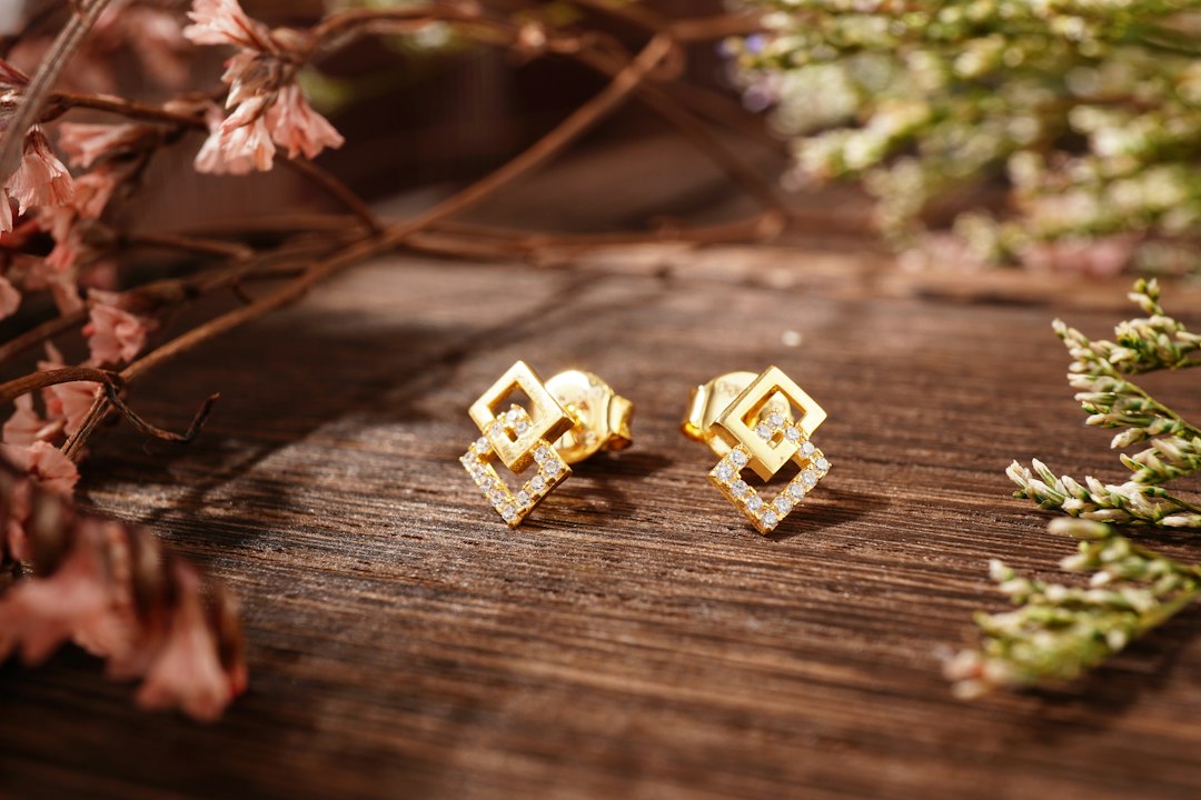 Finding the Ideal 18k Gold Diamond Stud Earrings for Any Occasion