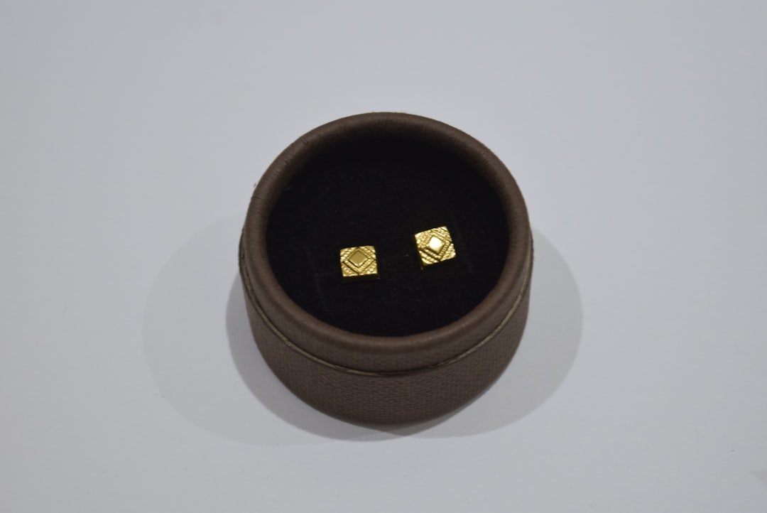 The Best Diamond Magnetic Earrings for Men Who Hate Needles