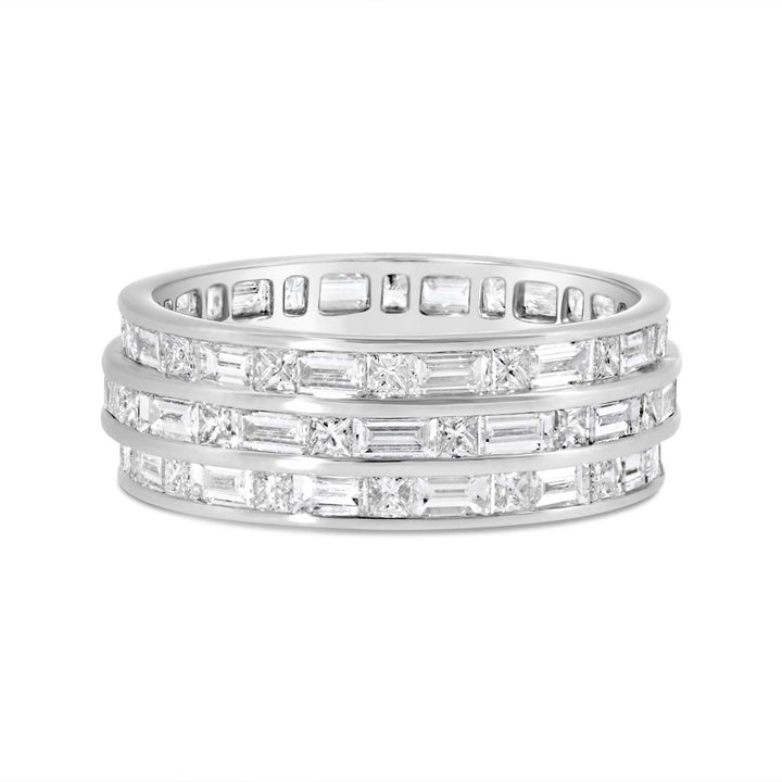 Wide Channel Set Alternating Shape Band