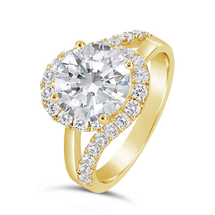 Diamond Halo Engagement Ring