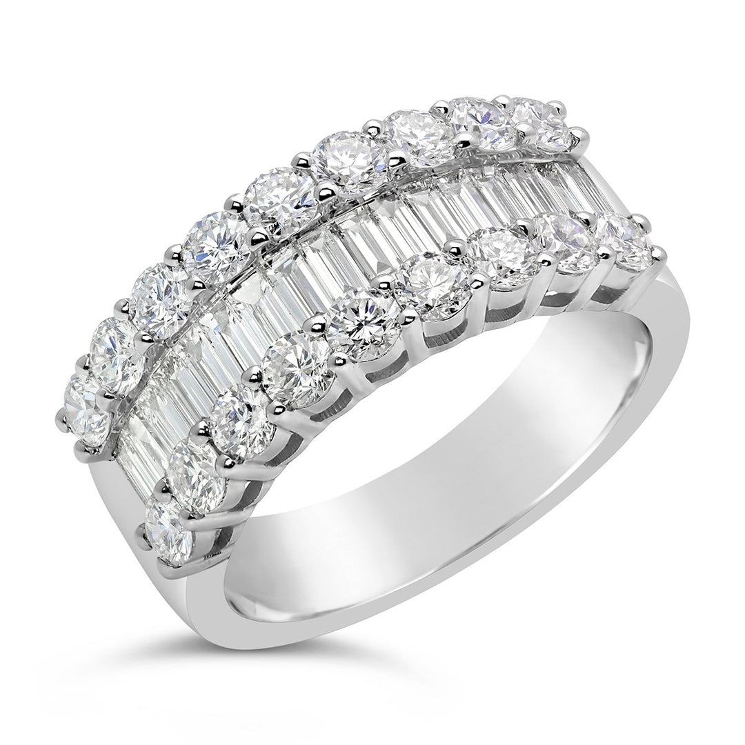 White Gold Diamond & Baguette Ring - MR0641 - The Diamond Guys
