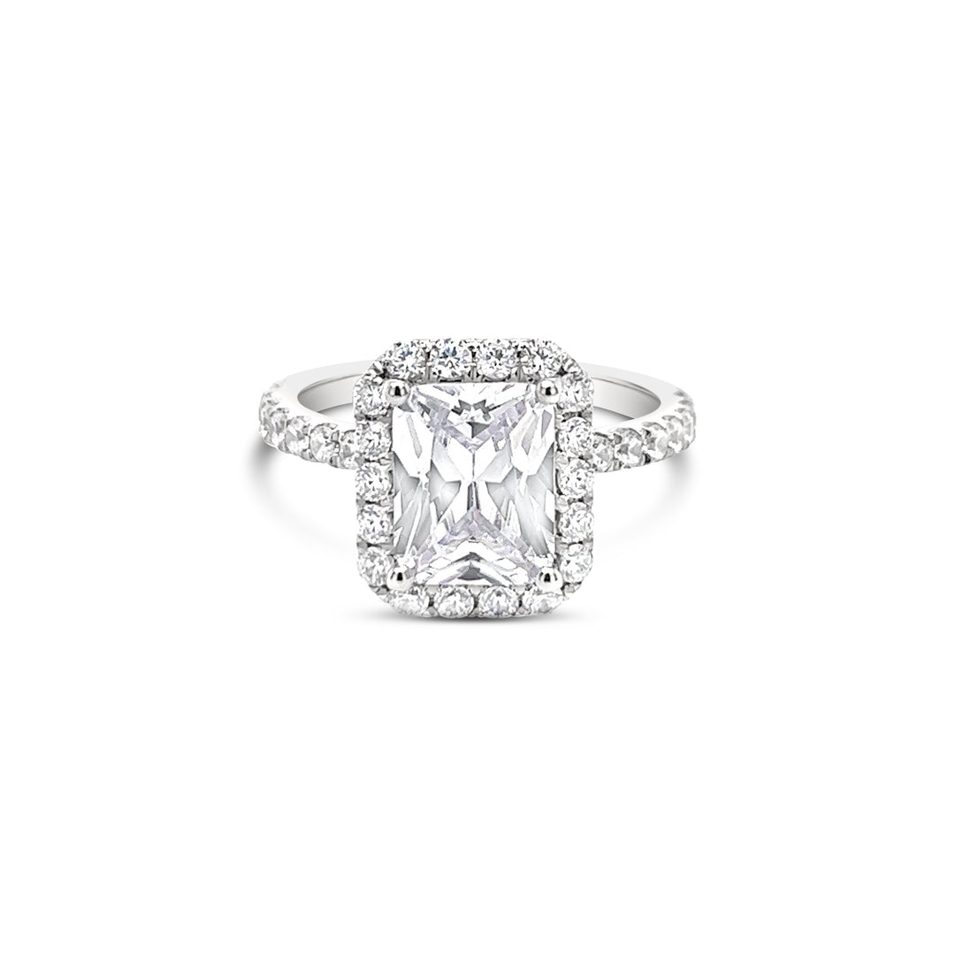 Halo Diamond Engagement Ring - The Diamond Guys