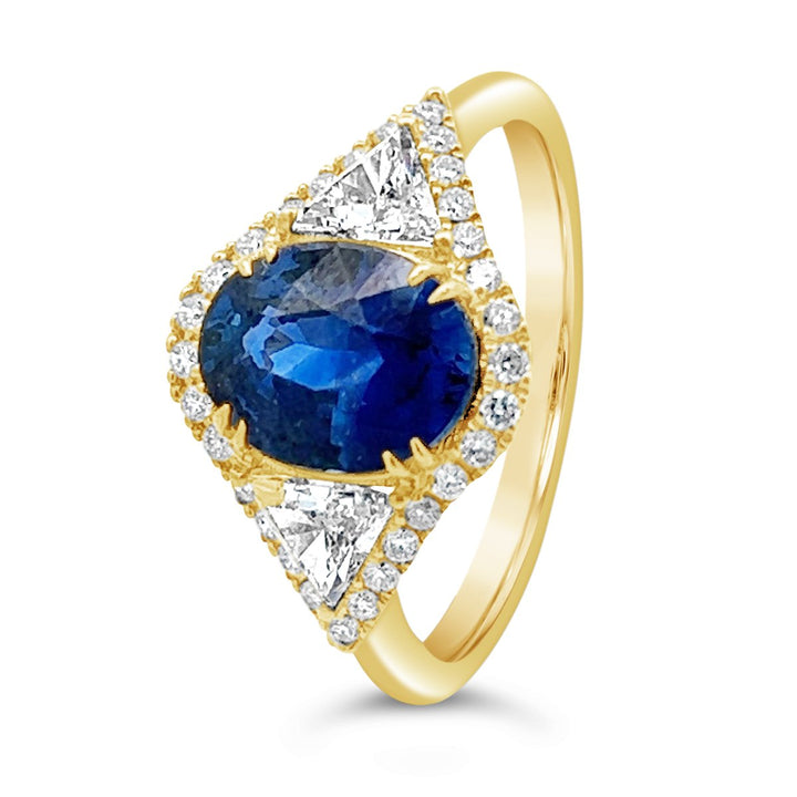 Yellow Gold Diamonds and Sapphire Fashion Ring - RG1235