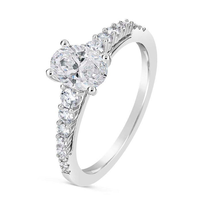 Classic Engagment Ring with Tapered Down Diamonds