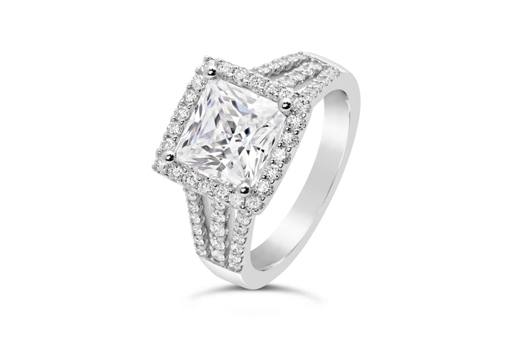 Diamond Halo Engagement Ring - The Diamond Guys