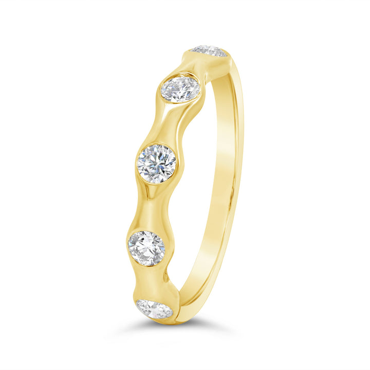 Wavy Flush Set Diamond Band - ARF2237DD