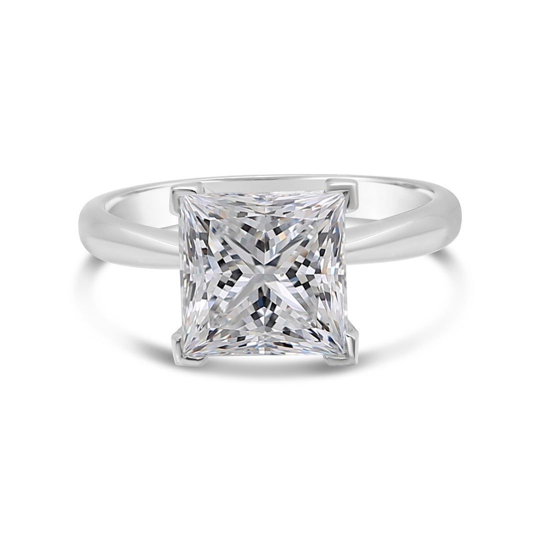 Diamond Solitaire Engagement Ring