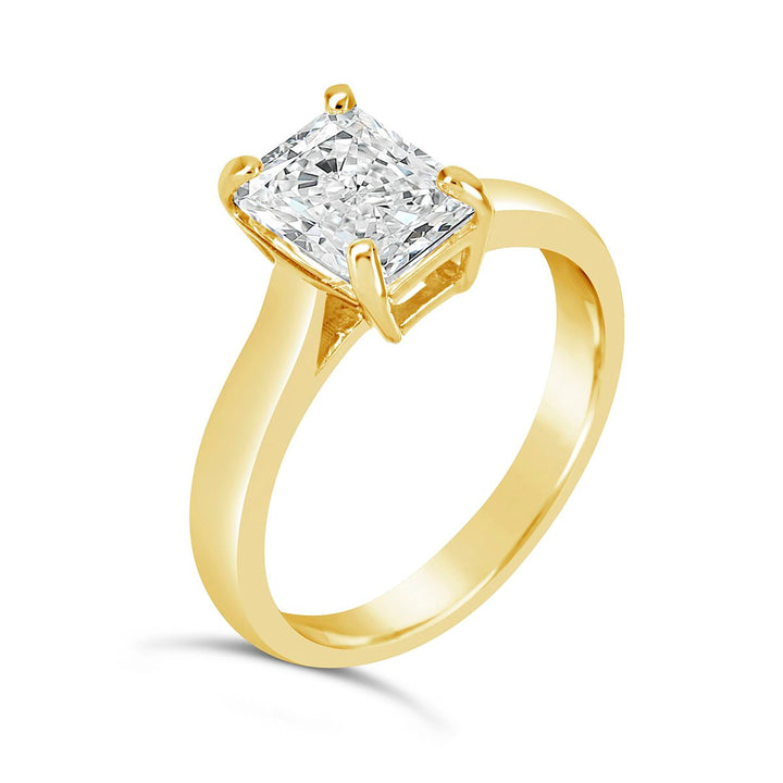 Classic Solitaire Engagement Ring - The Diamond Guys
