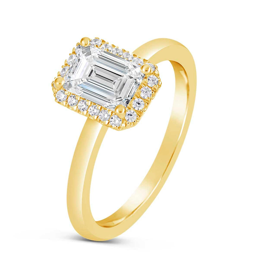 Diamond Halo Engagement Ring