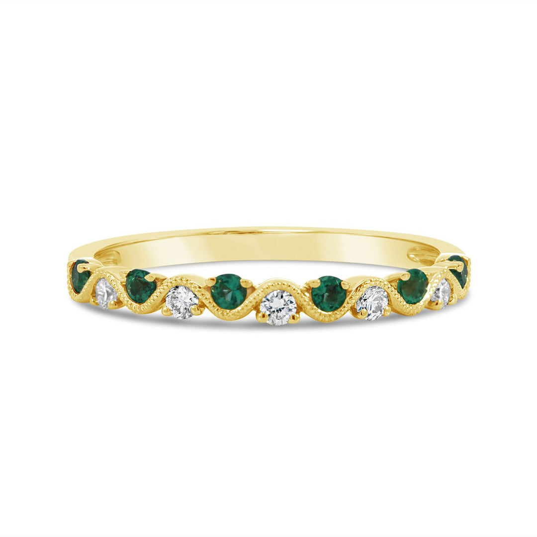 Wavy Milgrain Diamond & Emerald Band  - R22610EMA - The Diamond Guys
