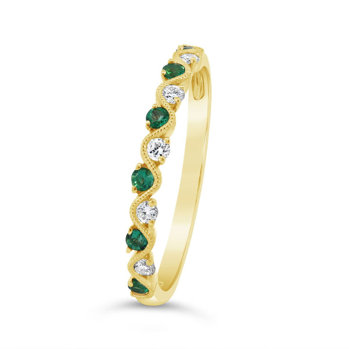 Wavy Milgrain Diamond & Emerald Band  - R22610EMA