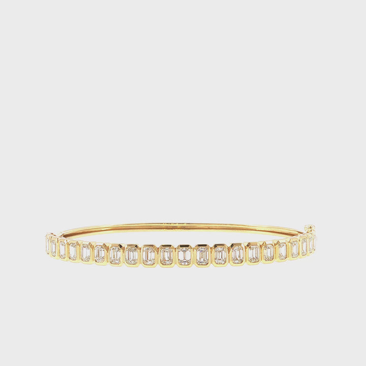 Lab Grown Diamond Bezel Set Bangle