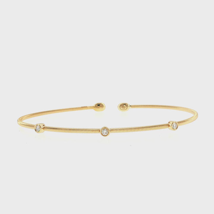 Shy Creation Bezel Set Diamond Open Flexy Bracelet
